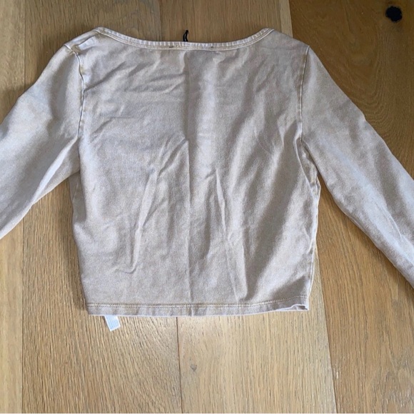 Urban Outfitters Long Sleeve Top - Picture 2 of 2